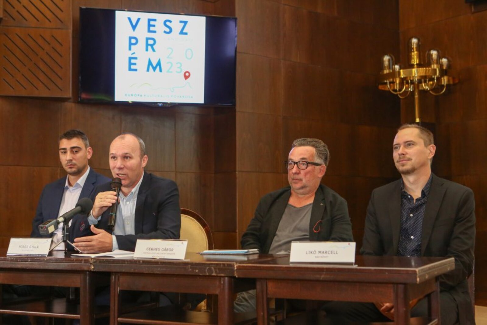 Új arculat bevezetése