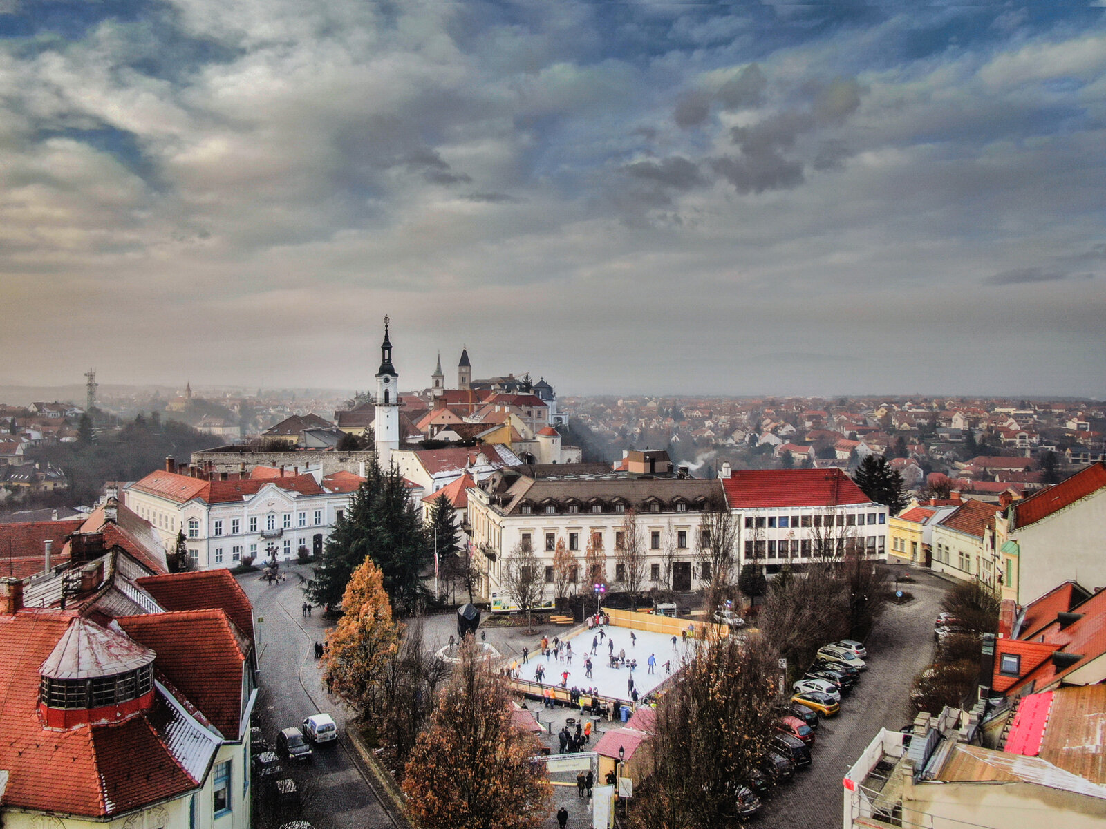 Korcsolyapálya